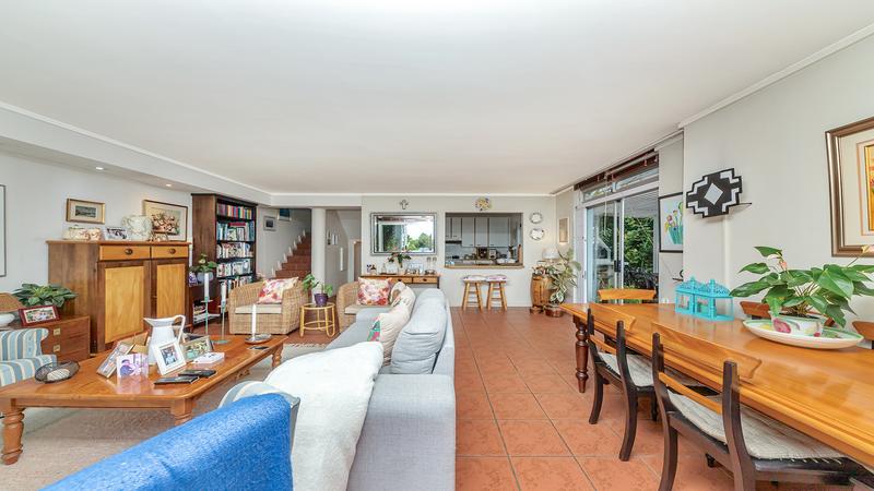3 Bedroom Property for Sale in Camps Bay Western Cape